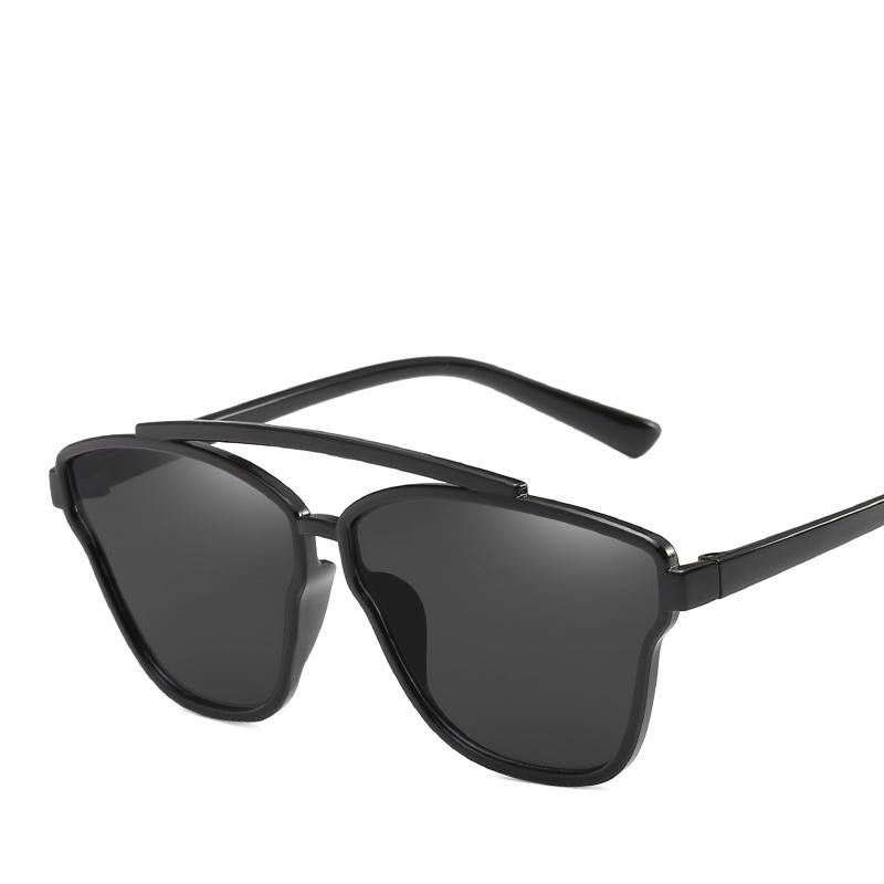 Sleek Street Savvy Distinctive Super Chic Sunglasses - Mix Colors