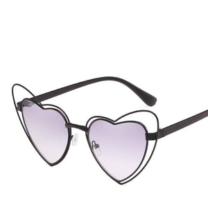 Sweet Metal Accent Bold Heart Shaped Sunglasses - Mix Colors