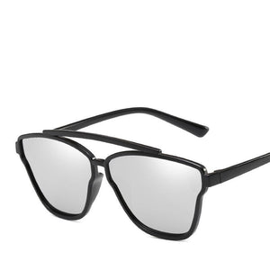 Sleek Street Savvy Distinctive Super Chic Sunglasses - Mix Colors