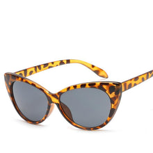 Load image into Gallery viewer, Edgy Retro Slim 52mm Cat Eye Sunglasses - Mix Colors